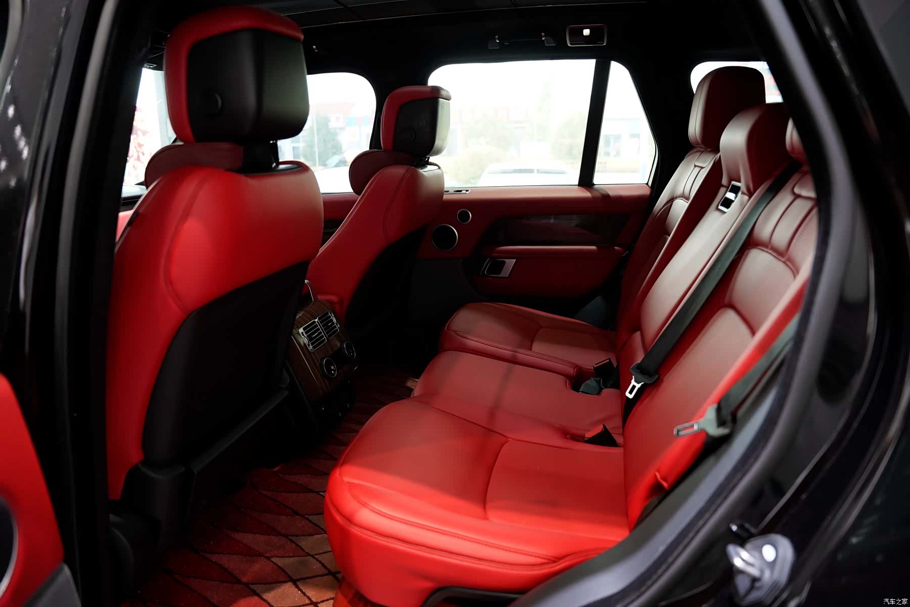 Land Rover Range Rover, 2019 16