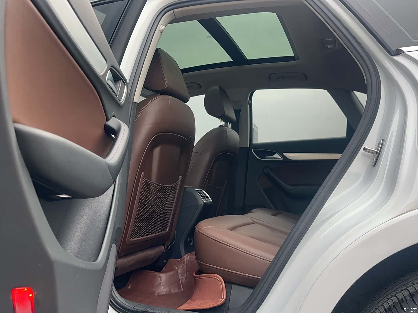 Audi Q3, 2015 20