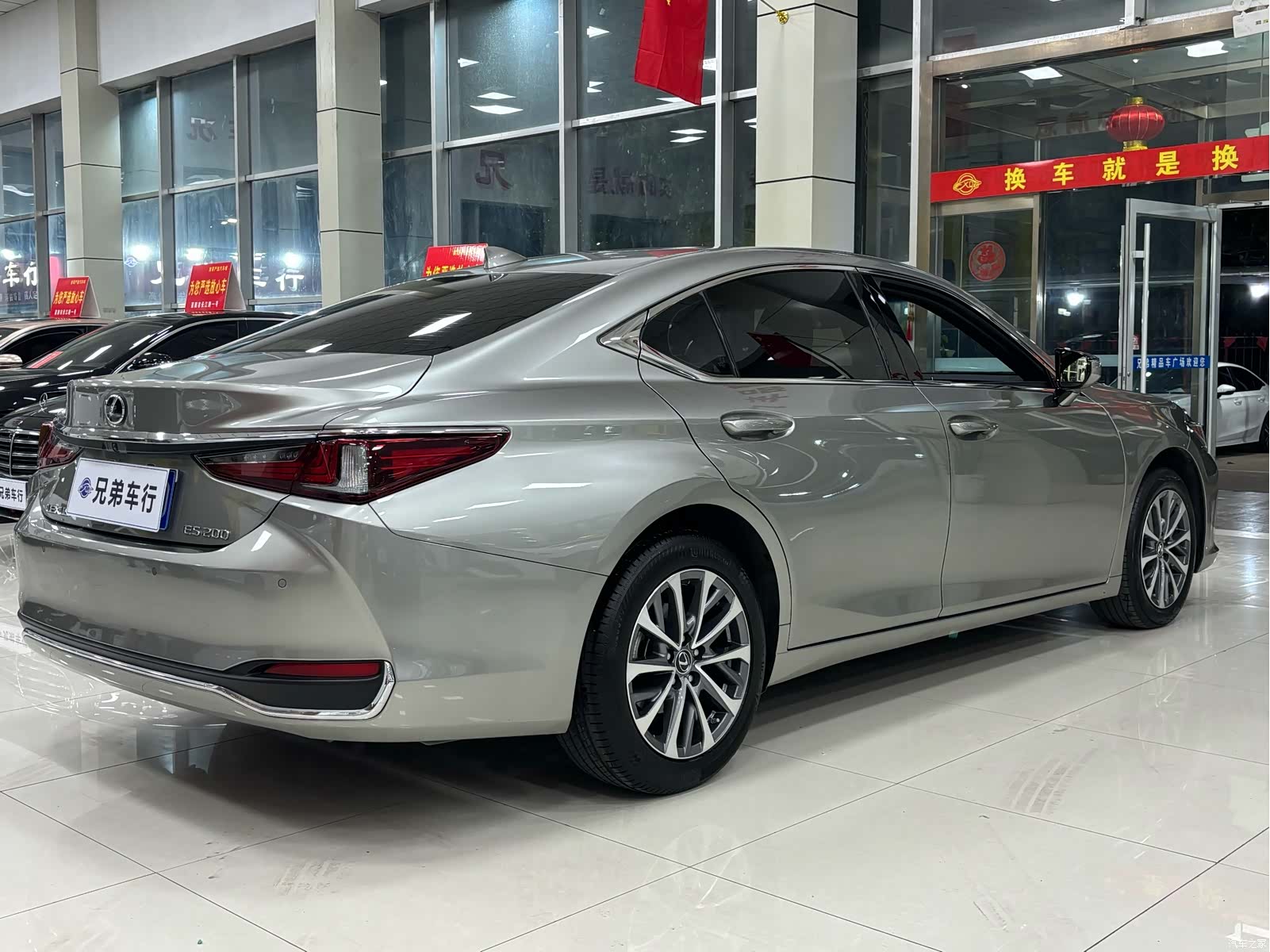 Lexus ES, 2024 8