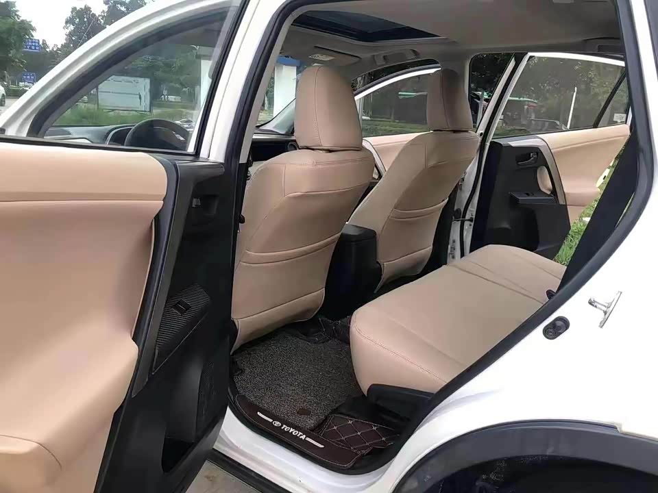 Toyota RAV4 Rongfang