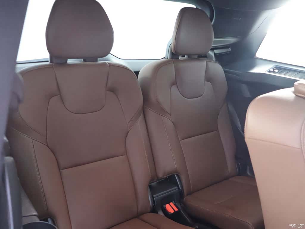 Volvo XC90, 2024 24
