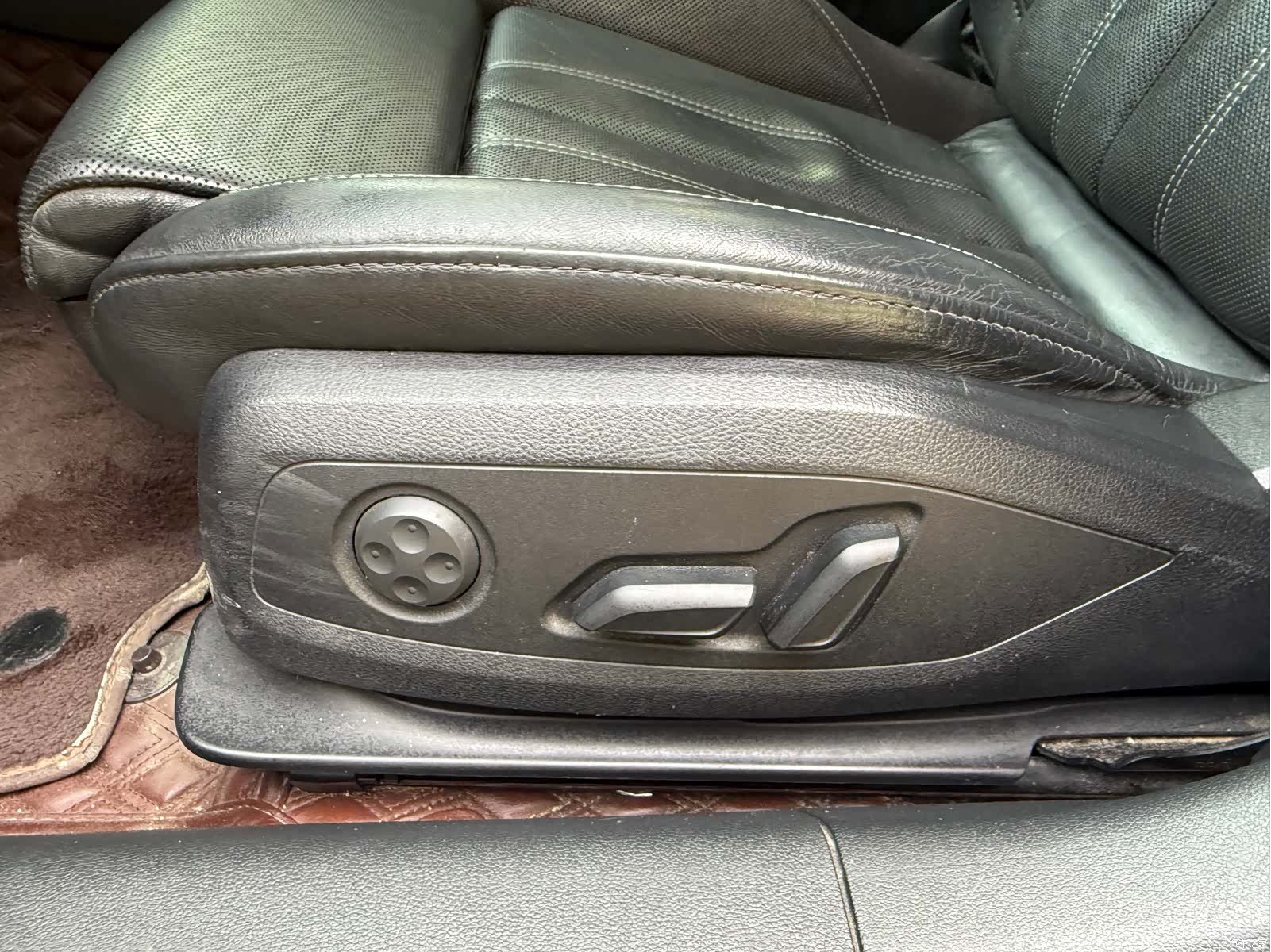 Audi A4L, 2021 14