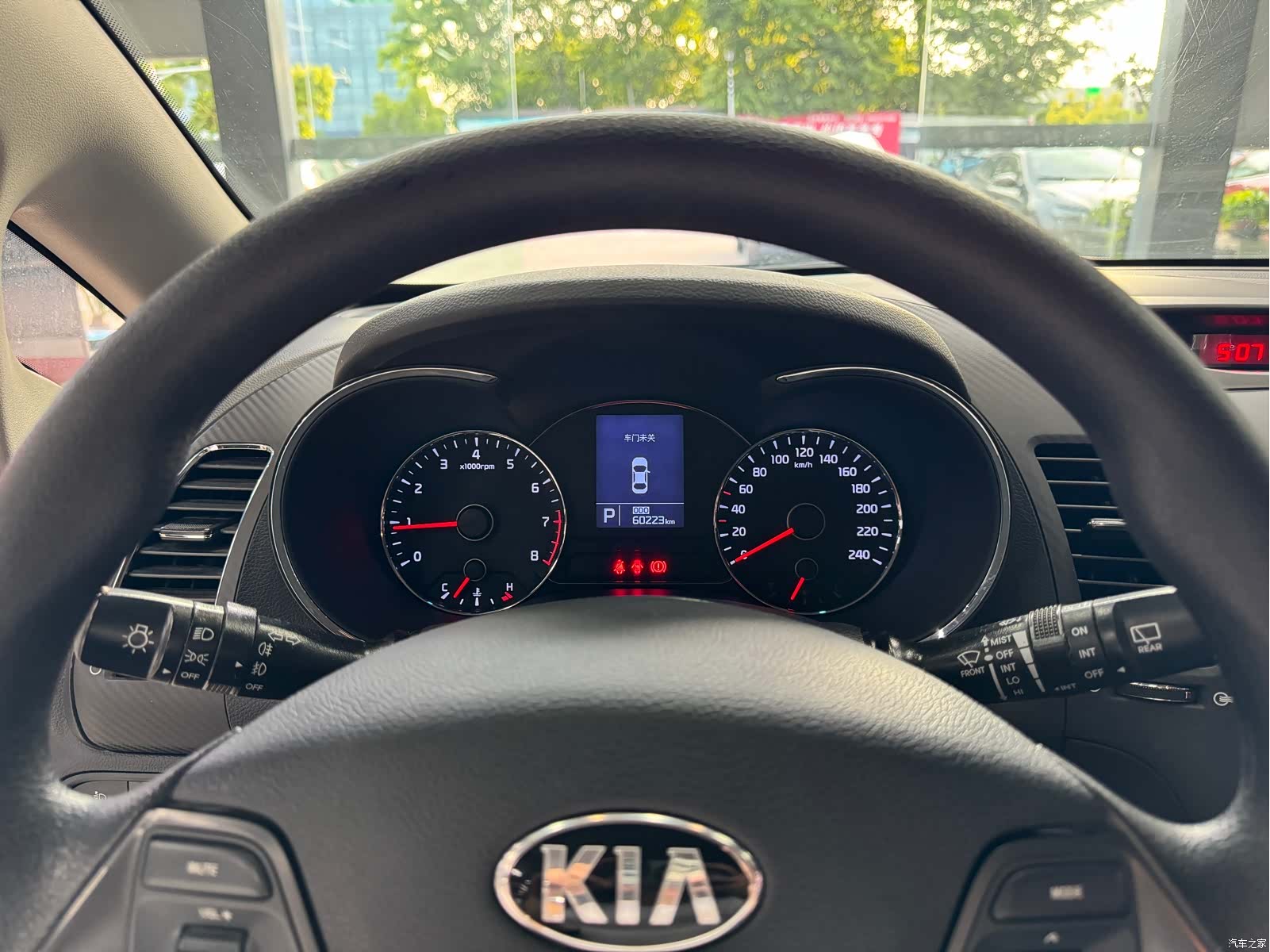 Kia K3, 2015 11