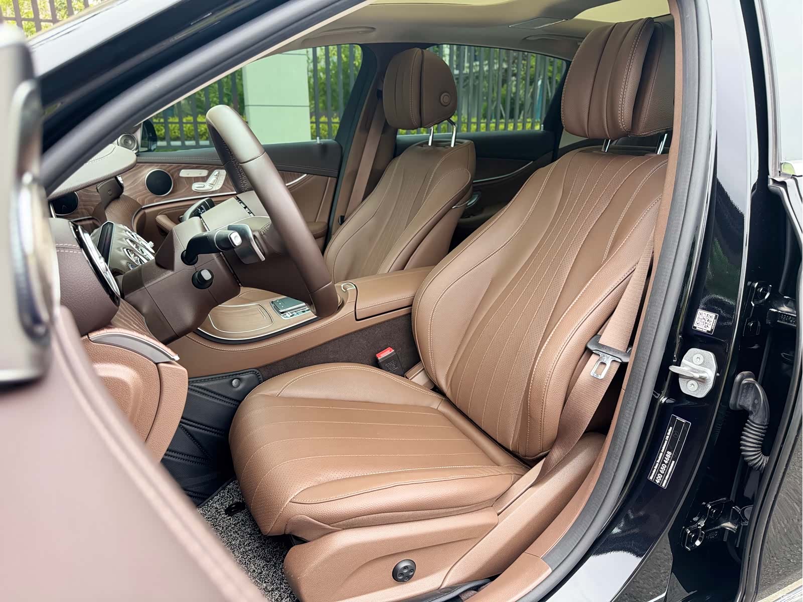 Mercedes-Benz E-Class, 2023 9