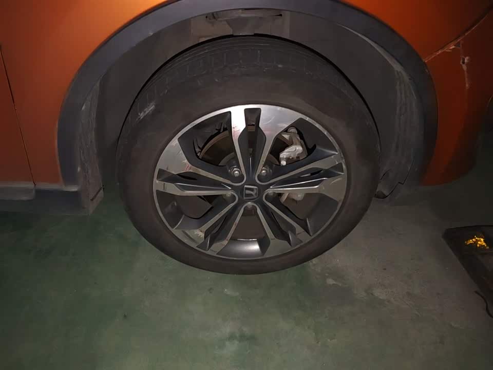 Luxgen Excellent 6 SUV