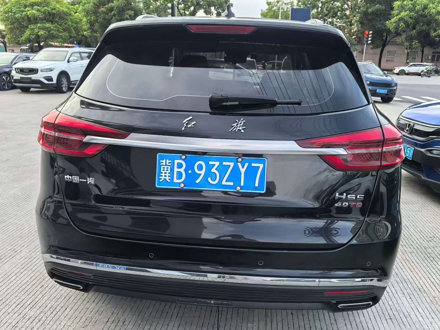 Hongqi HS5, 2020 все фото