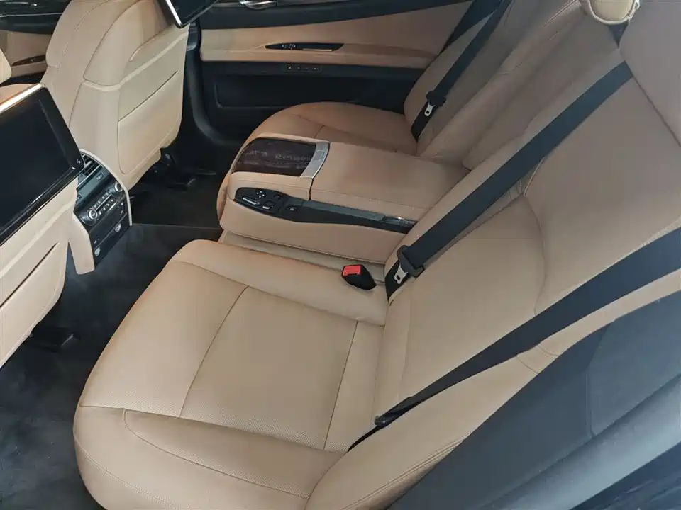 BMW 7 series BMW 7 series