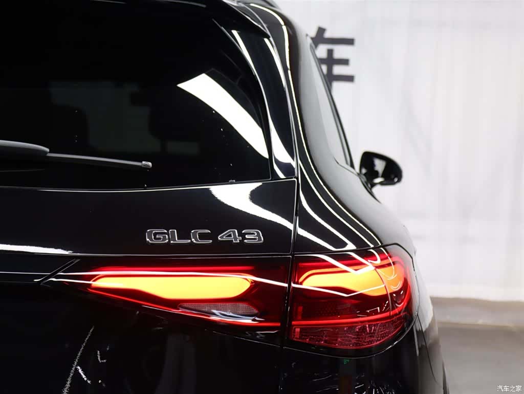 Mercedes-Benz GLC, 2026 26