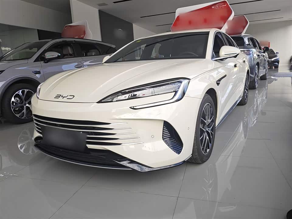 BYD Seal 07 DM-i