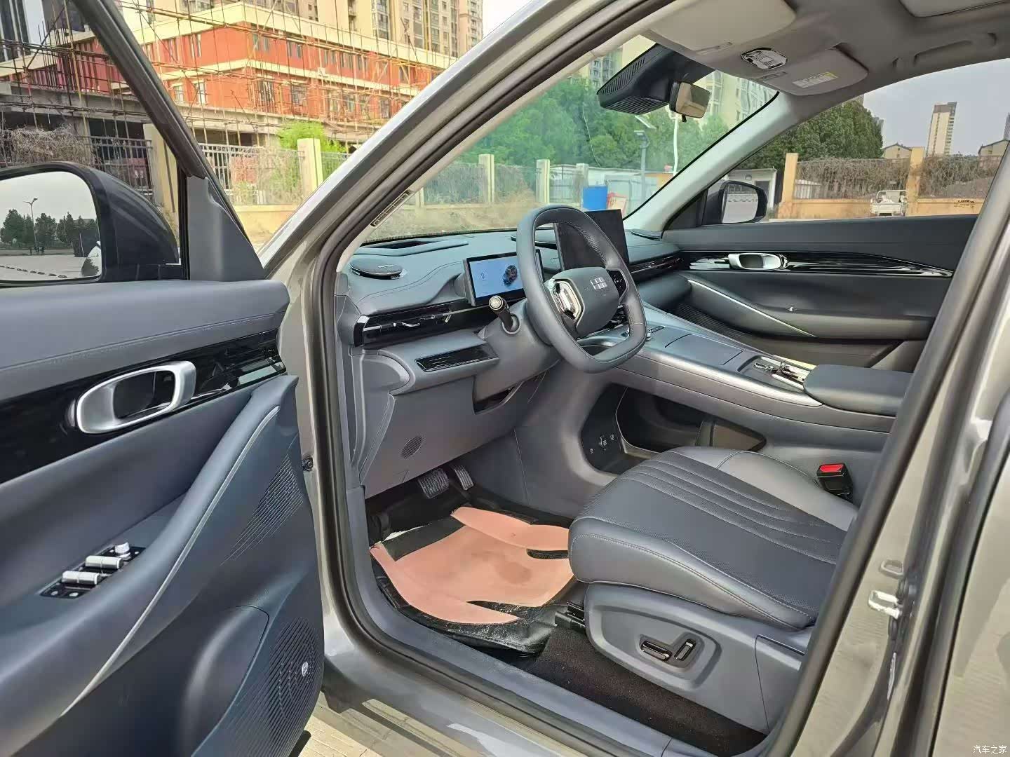 Geely Galaxy E5, 2025 4