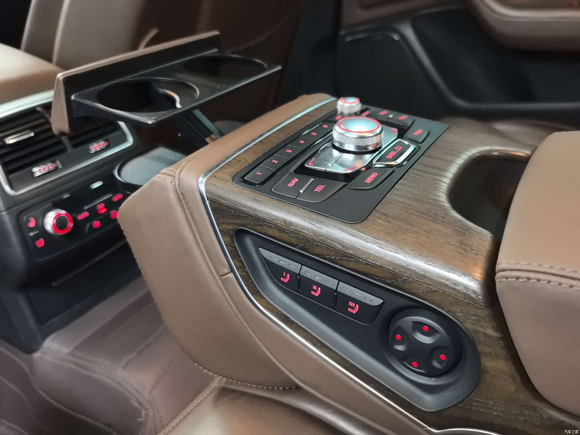 Audi A6L, 2016 15