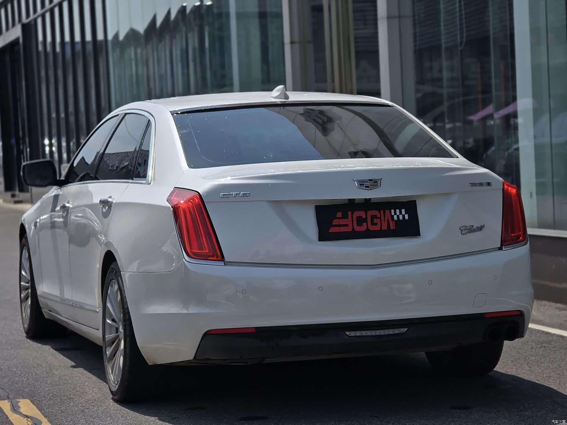Cadillac CT6, 2016 12