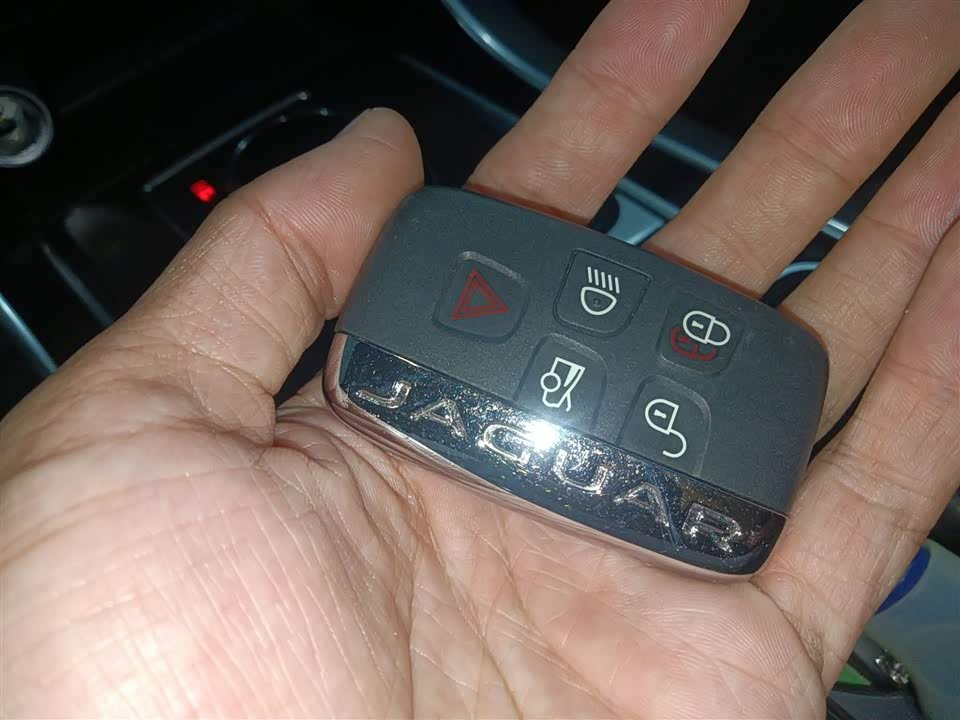 Jaguar XFL