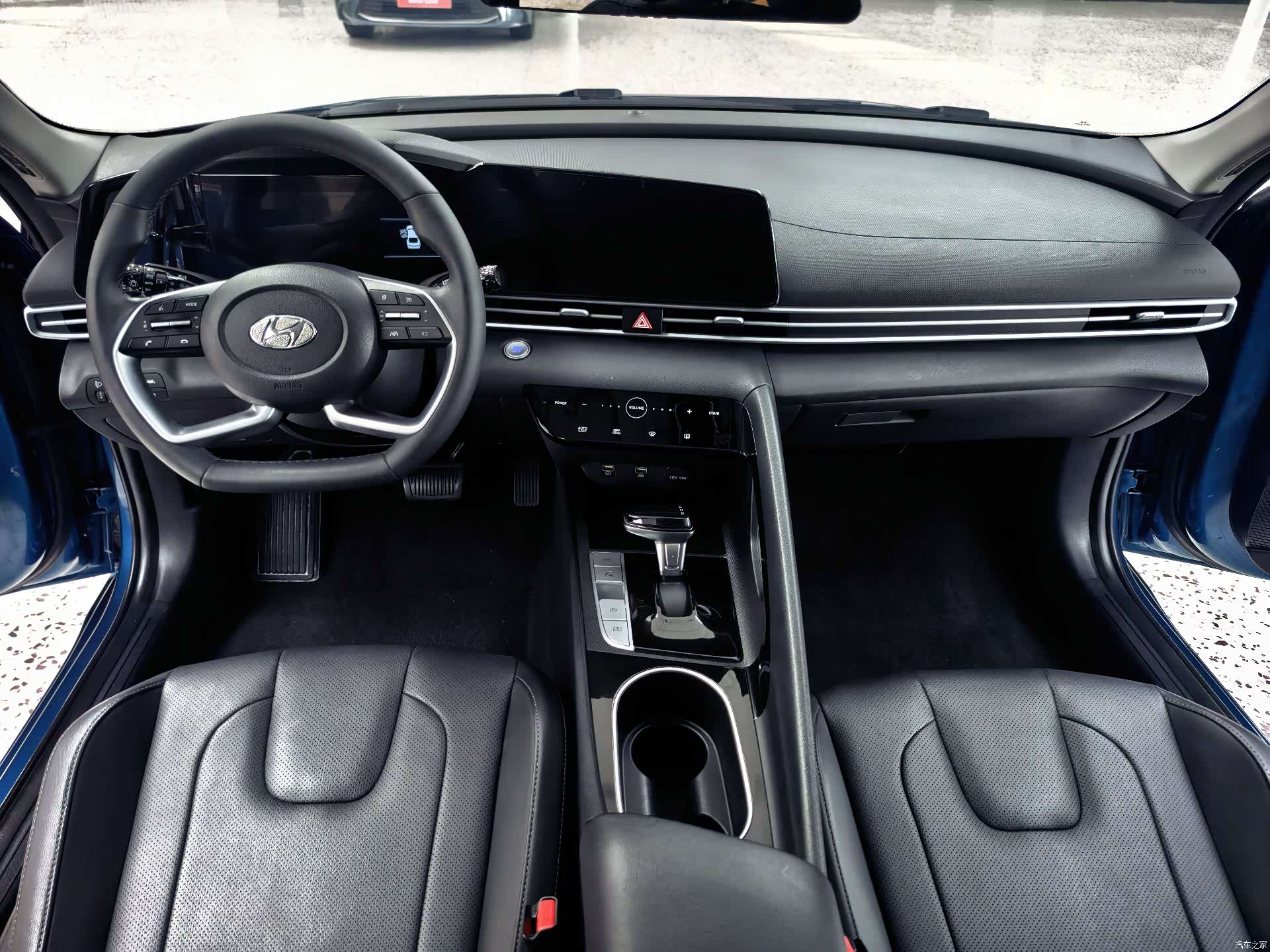 Hyundai Elantra, 2022 15