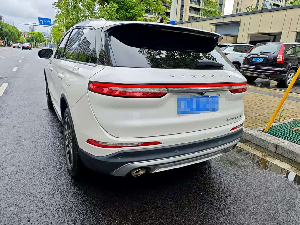 Lincoln Adventurer