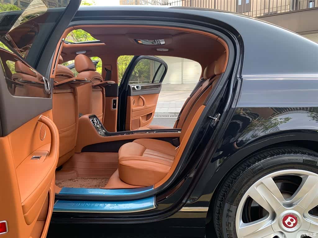 Bentley Flying Spur, 2012 15