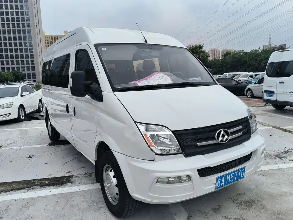 MAXUS Xintu V80