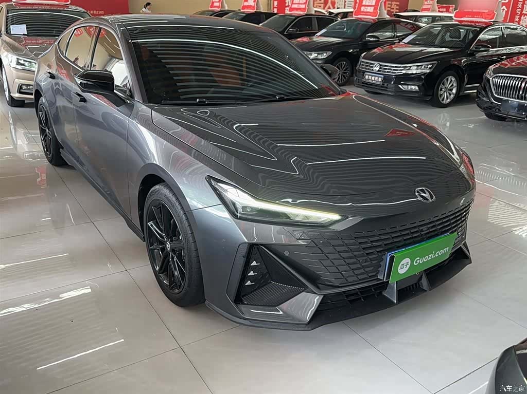 Changan UNI-V, 2022 7
