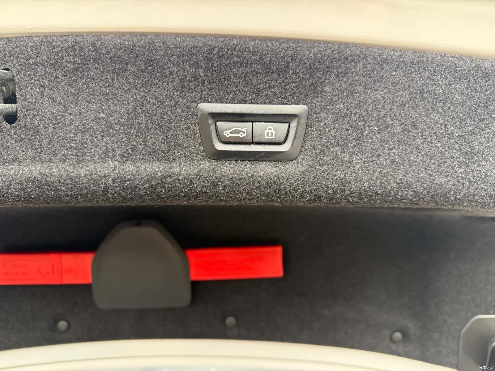 BMW 3 Series, 2023 25