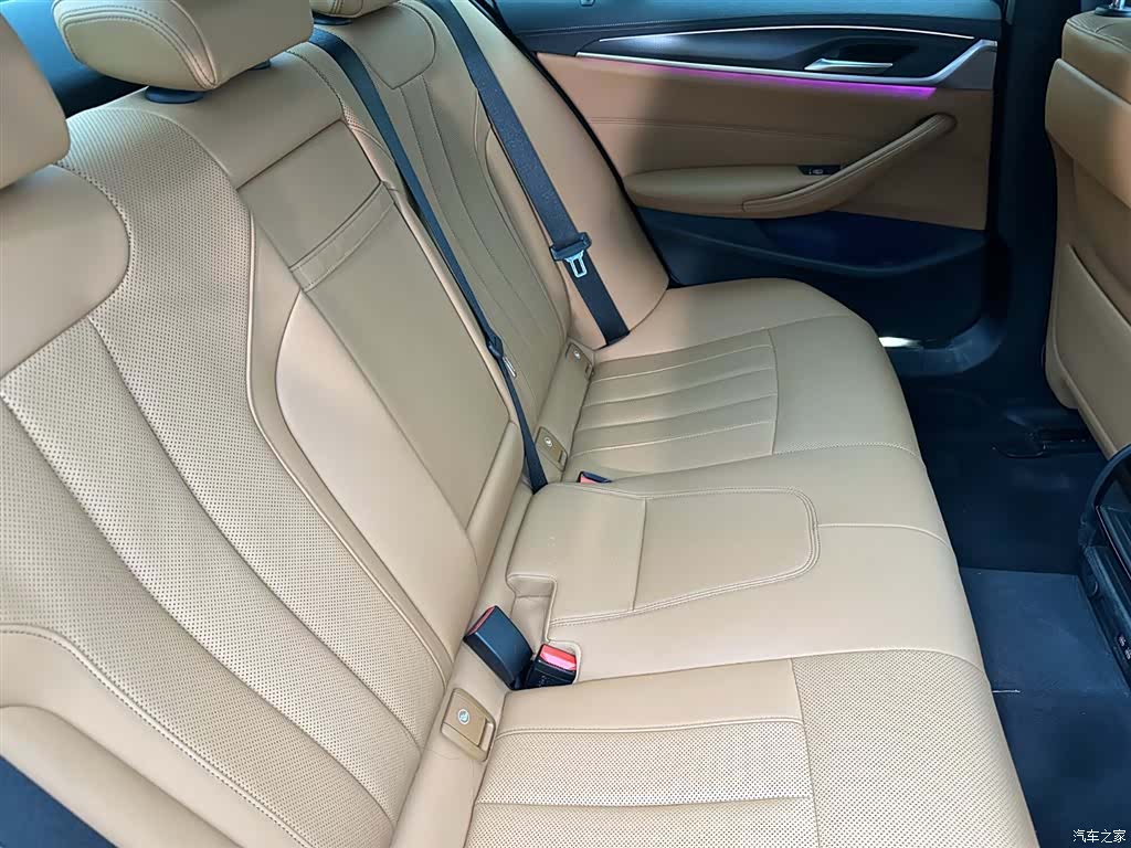 BMW 5 Series, 2023 10