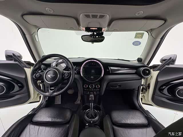 Mini Cooper, 2015 4