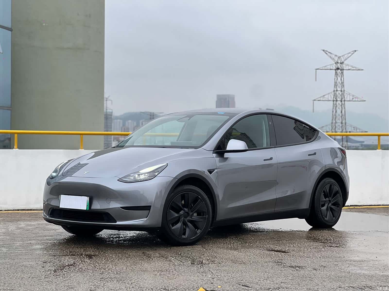 Tesla Model Y, 2024 12