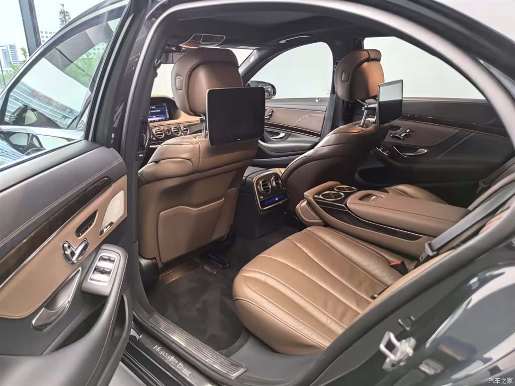 Mercedes-Benz S-Class, 2020 3