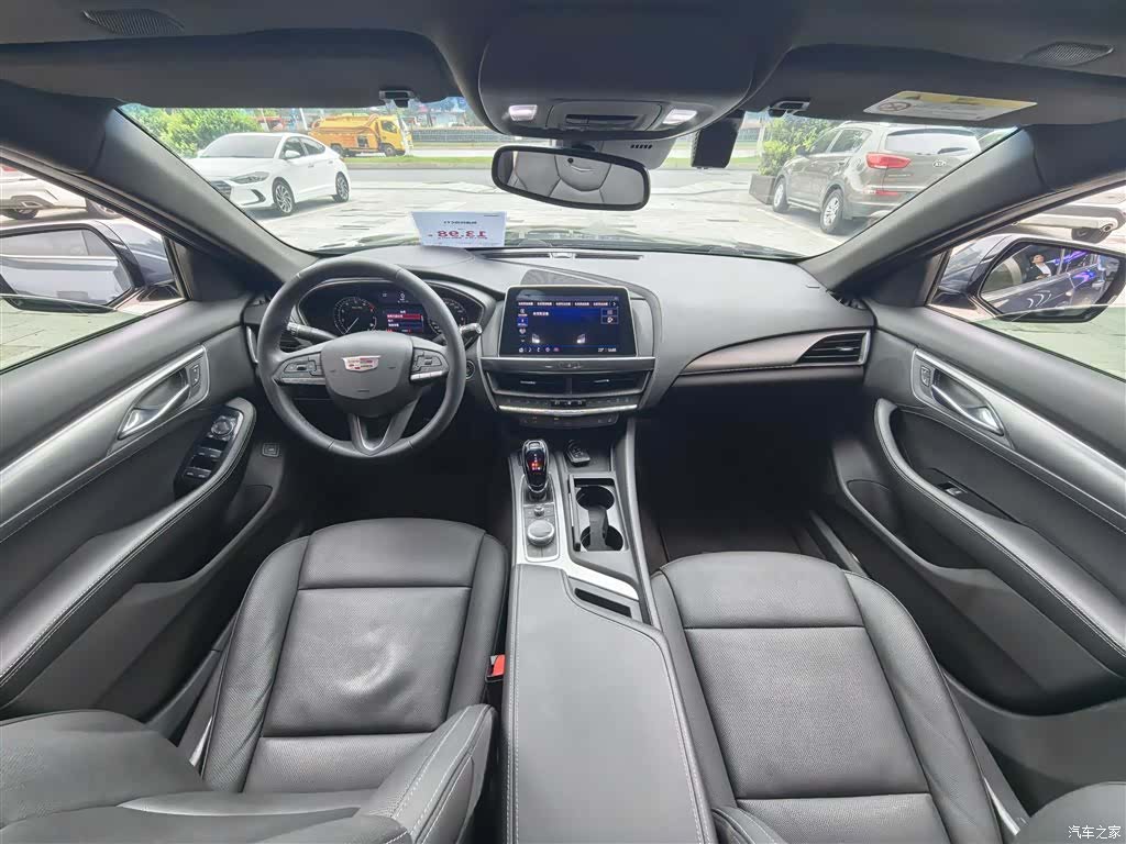 Cadillac CT5, 2022 все фото