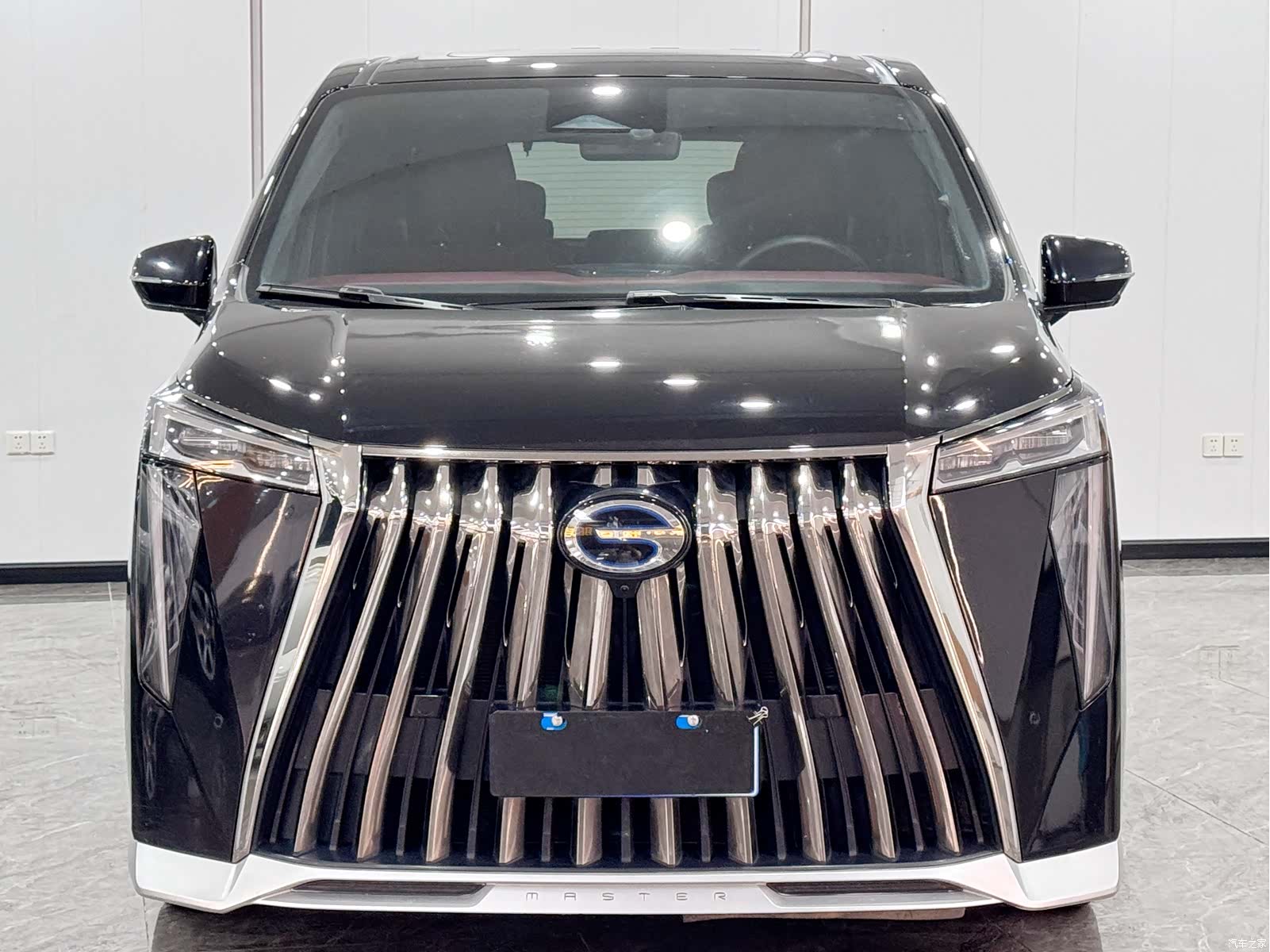 Trumpchi M8, 2023 3