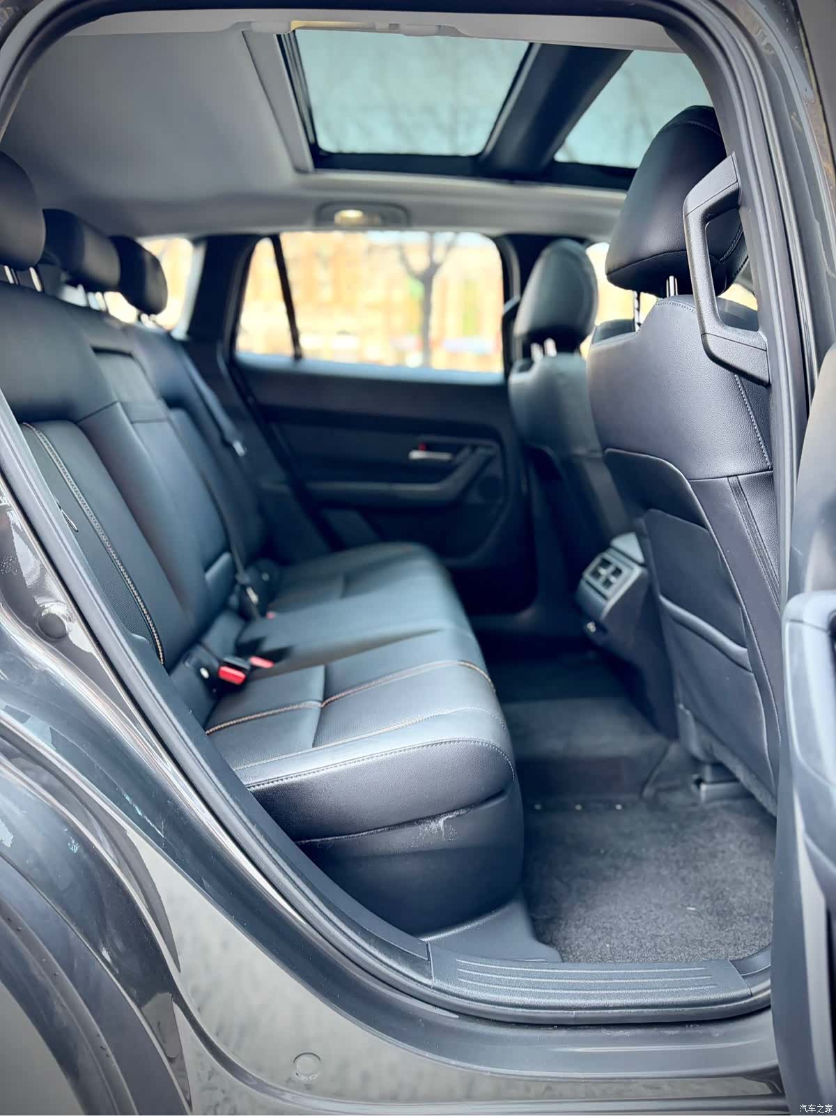 Mazda CX-50, 2023 11