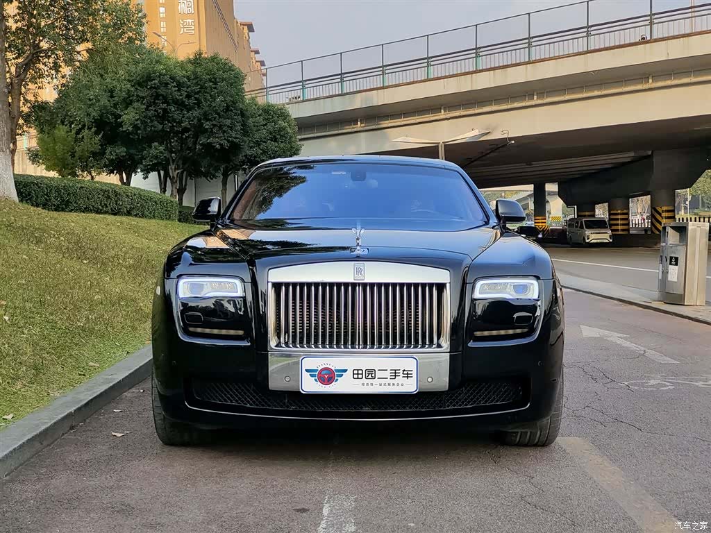 Rolls-Royce Ghost, 2012 2
