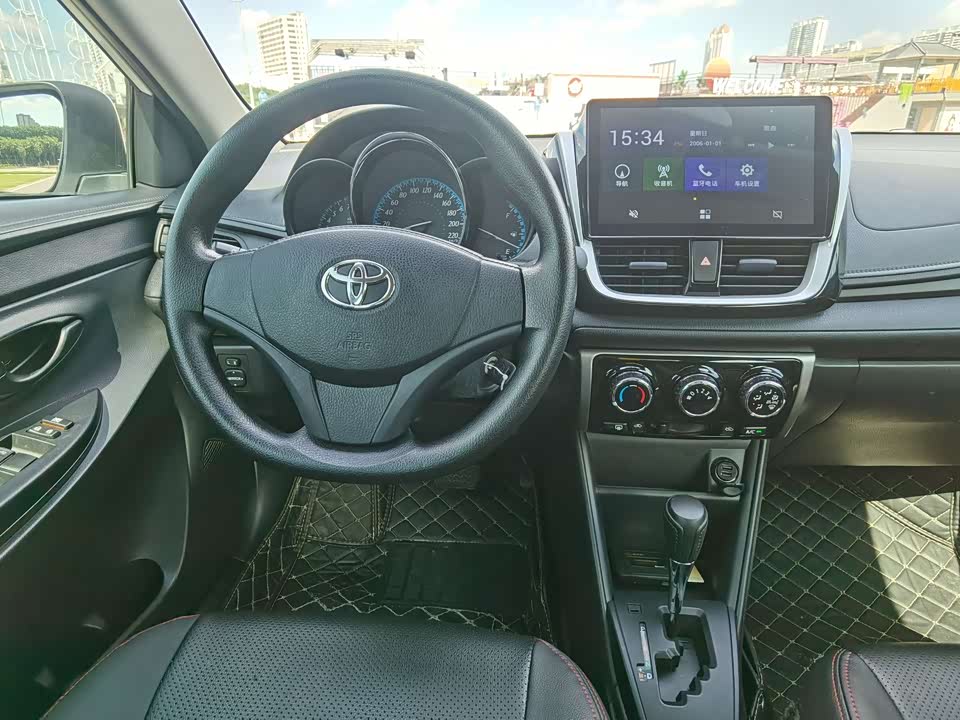 Toyota YARiS L to enjoy Toyota YARiS L to enjoy
