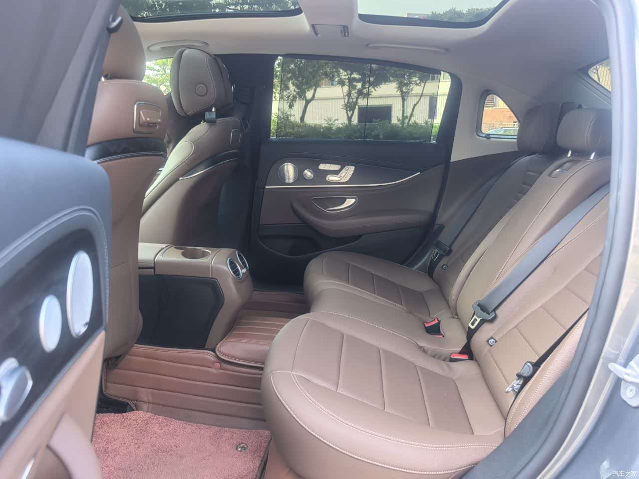 Mercedes-Benz E-Class, 2020 6