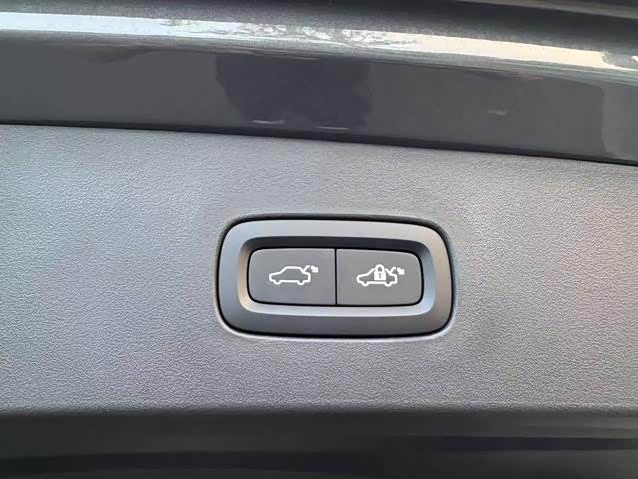 Lynk & Co 06 Lynk & Co 06