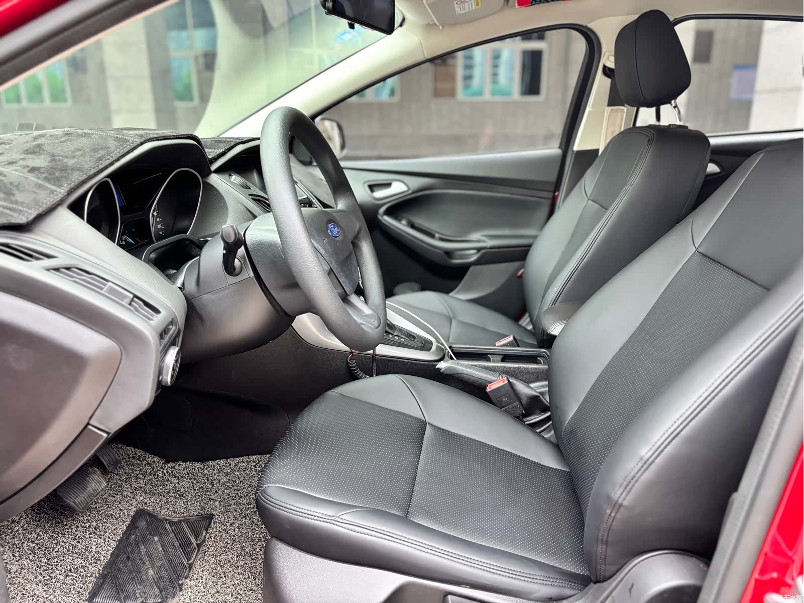 Ford Focus, 2016 9