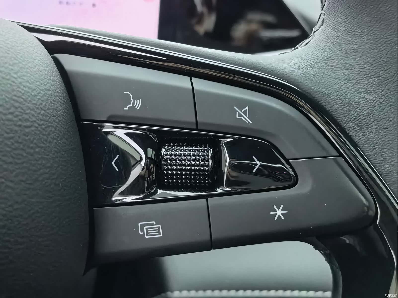 Geely Galaxy L6, 2024 26