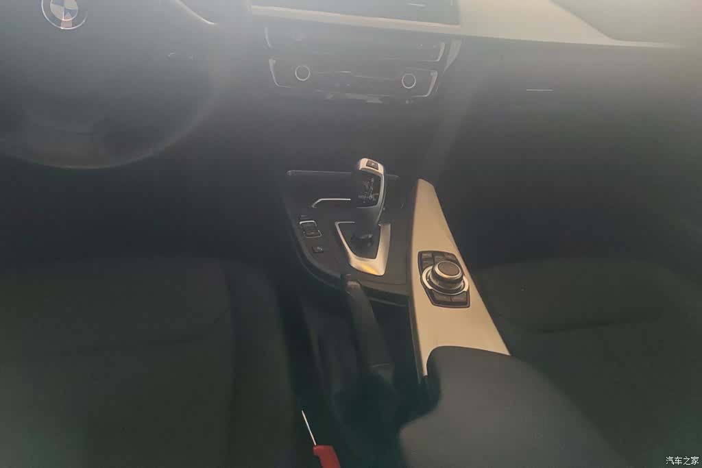 BMW 3 Series, 2016 16