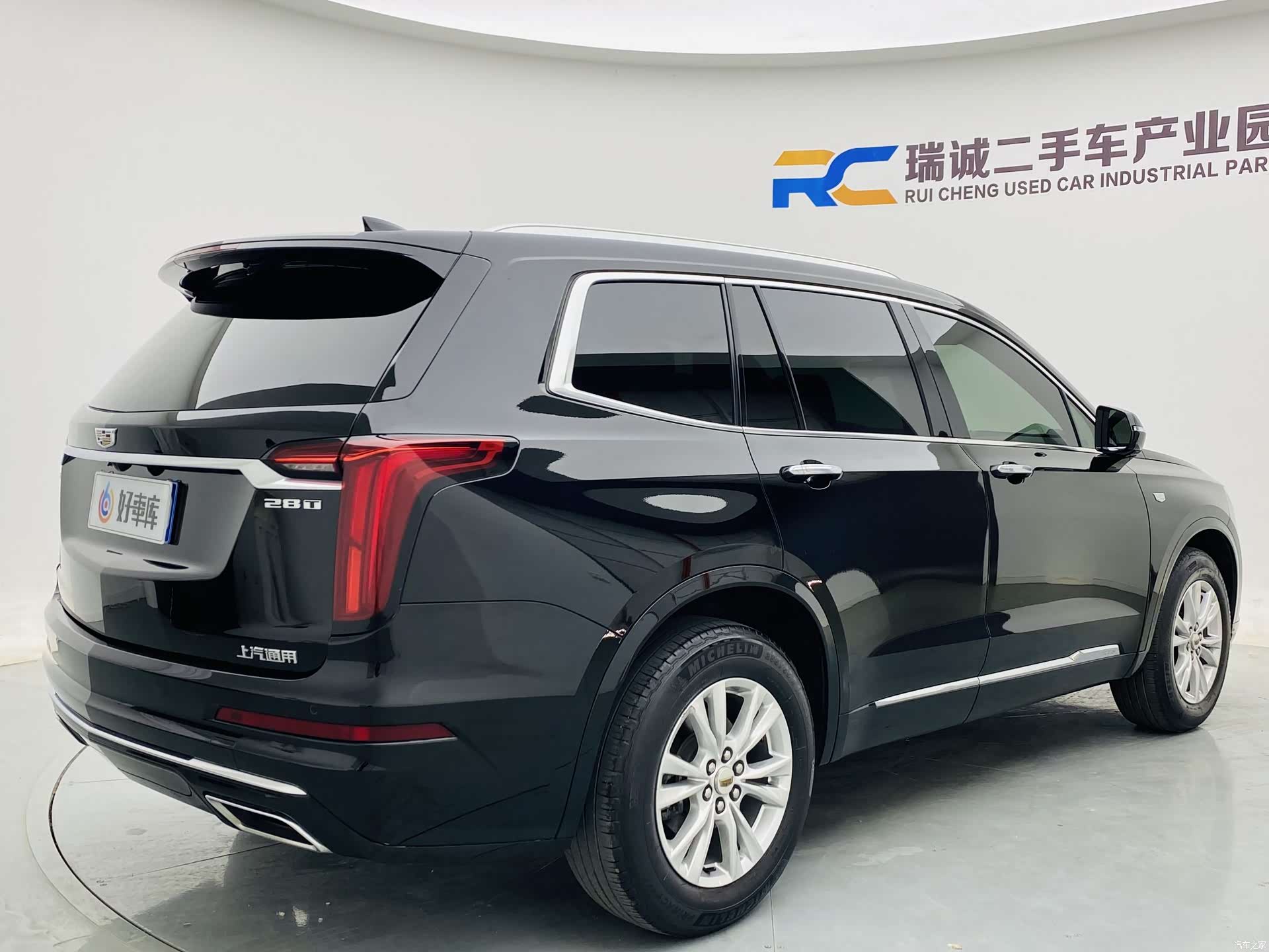 Cadillac XT6, 2021 все фото