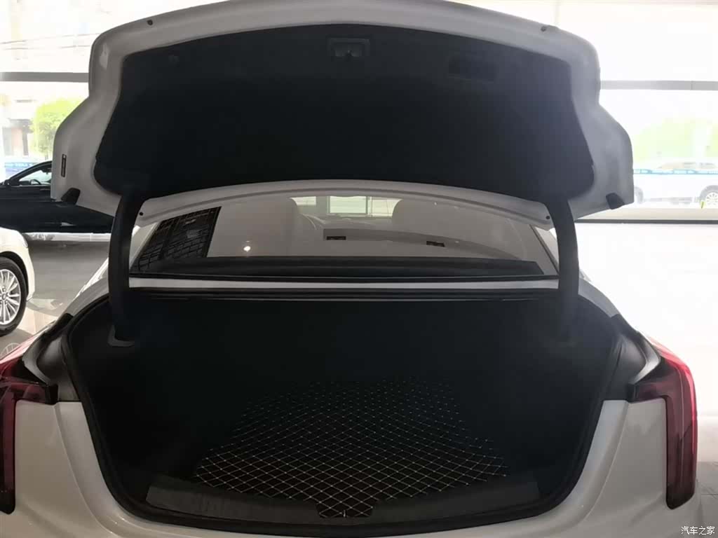 Cadillac CT5, 2024 15