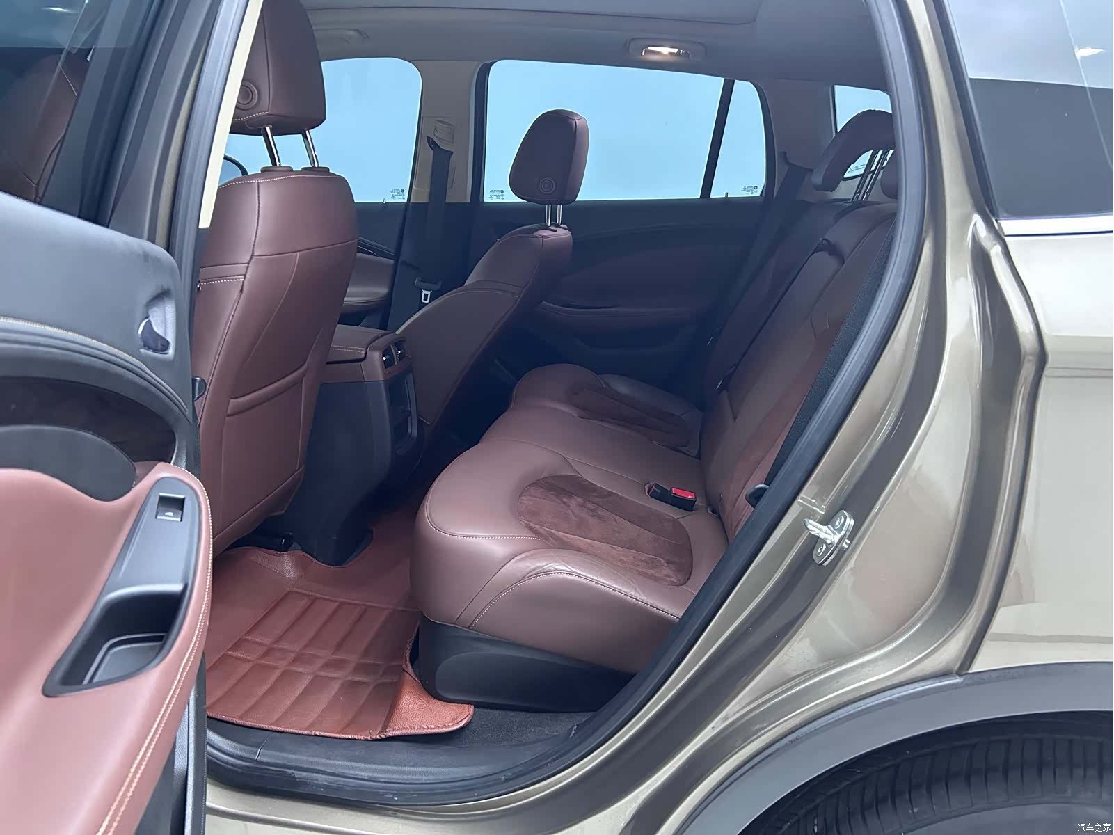 Buick Envision Plus, 2016 9