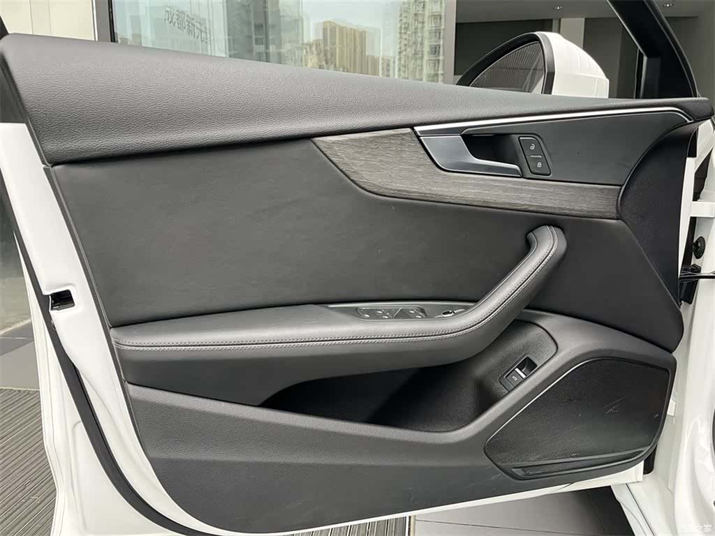 Audi A4L, 2022 12