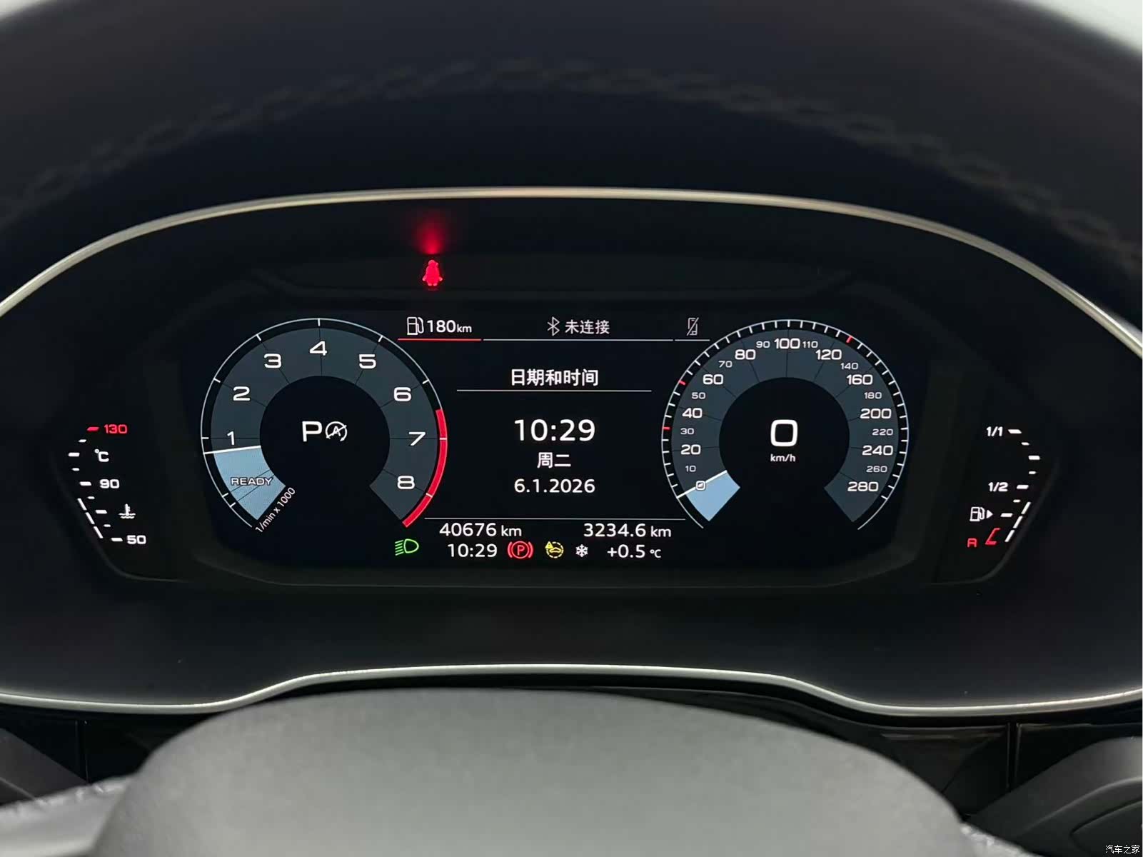 Audi Q3, 2022 8