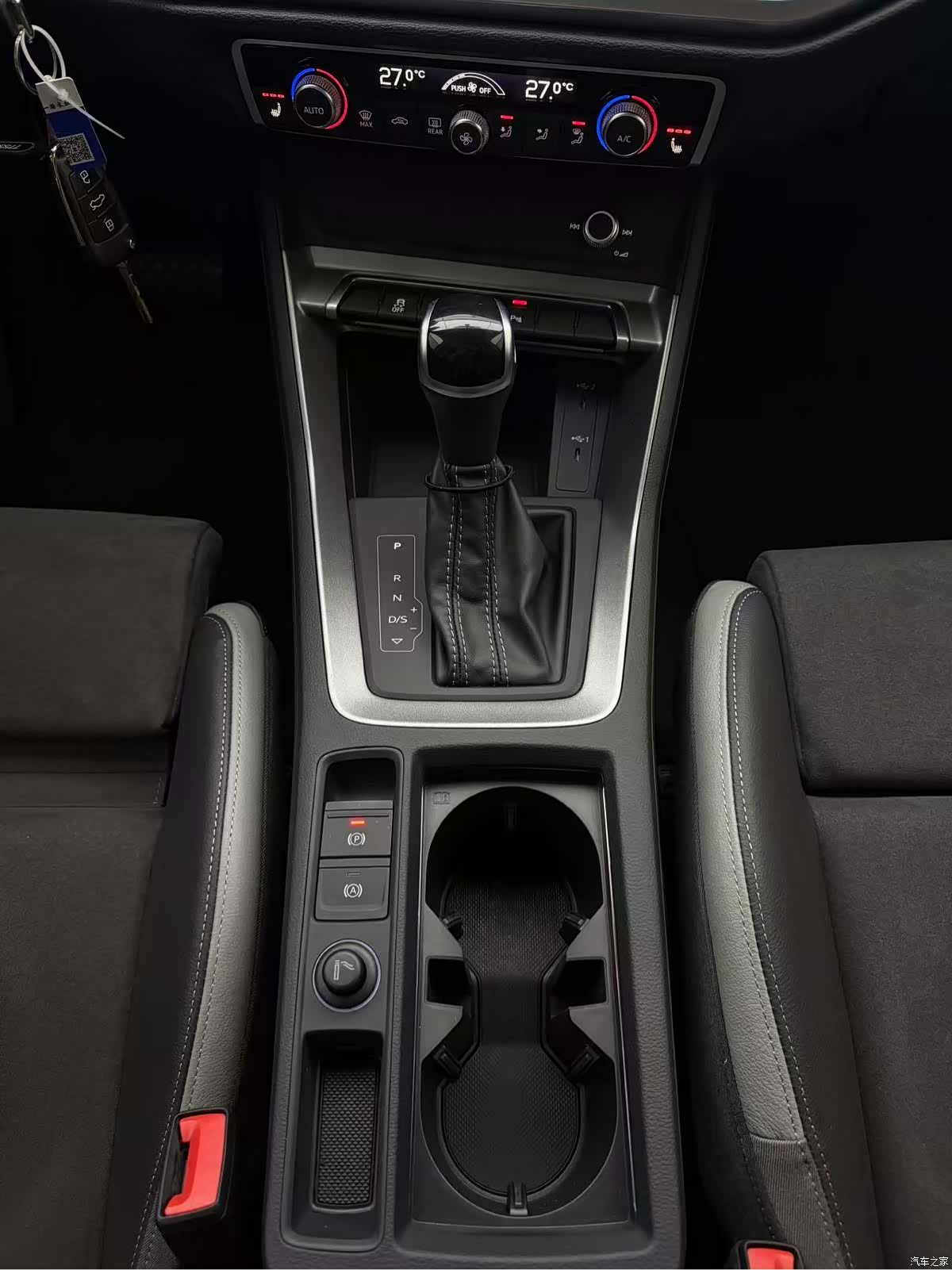 Audi Q3, 2022 14