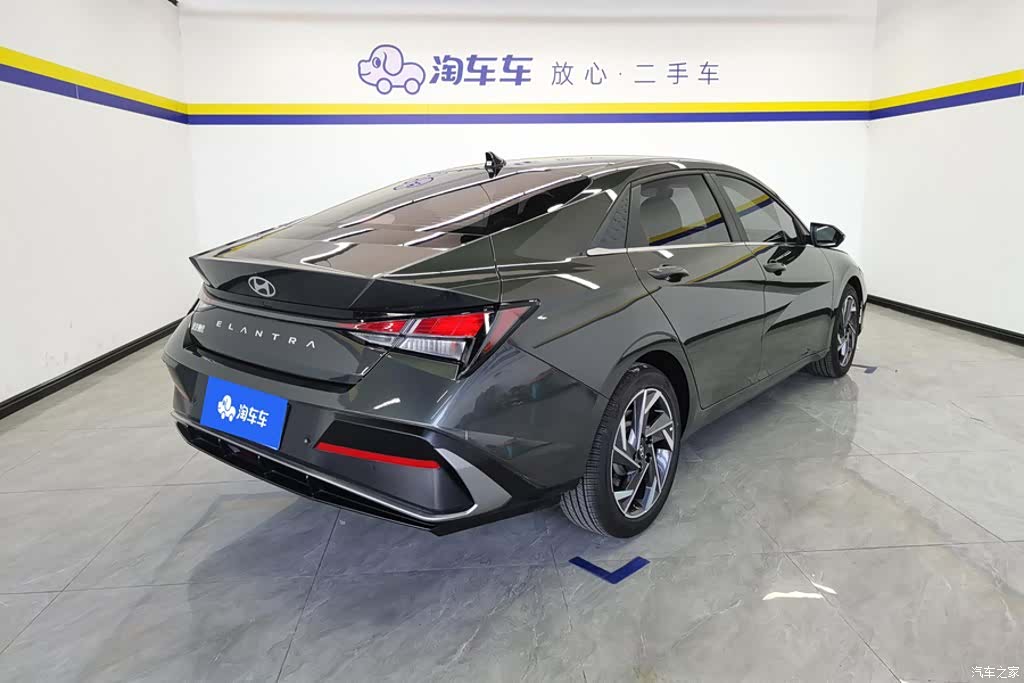 Hyundai Elantra, 2024 3