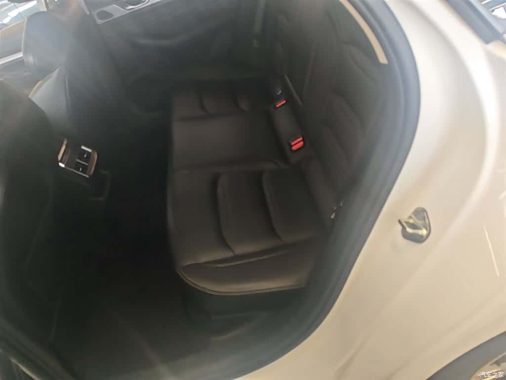 Geely Preface, 2022 17