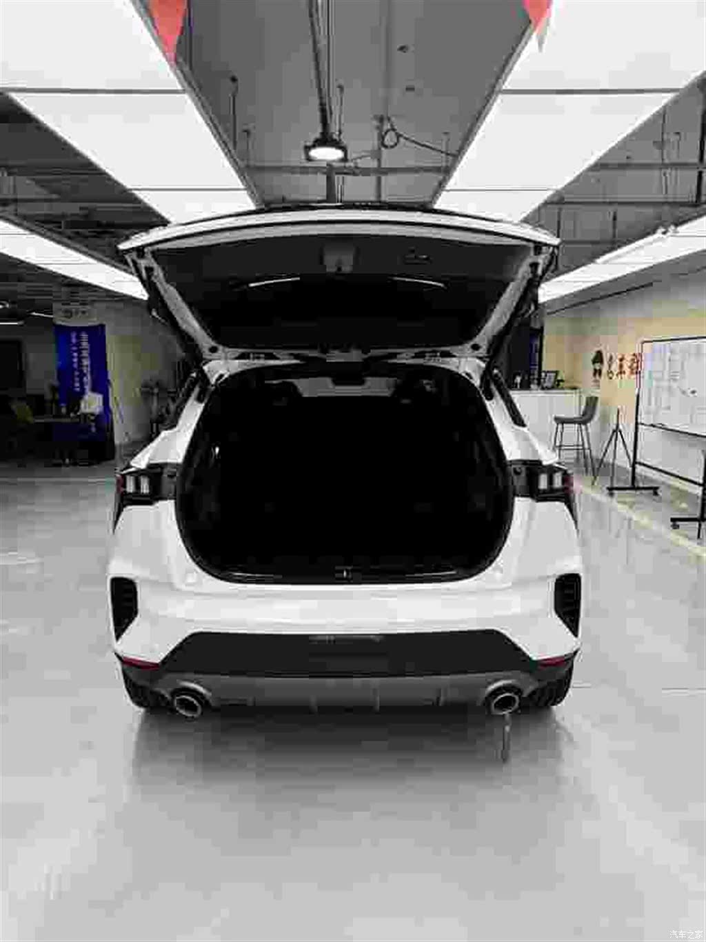 Lynk & Co 02, 2024 11