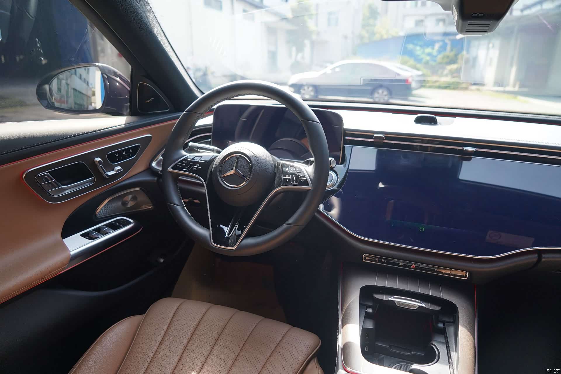 Mercedes-Benz E-Class, 2024 12