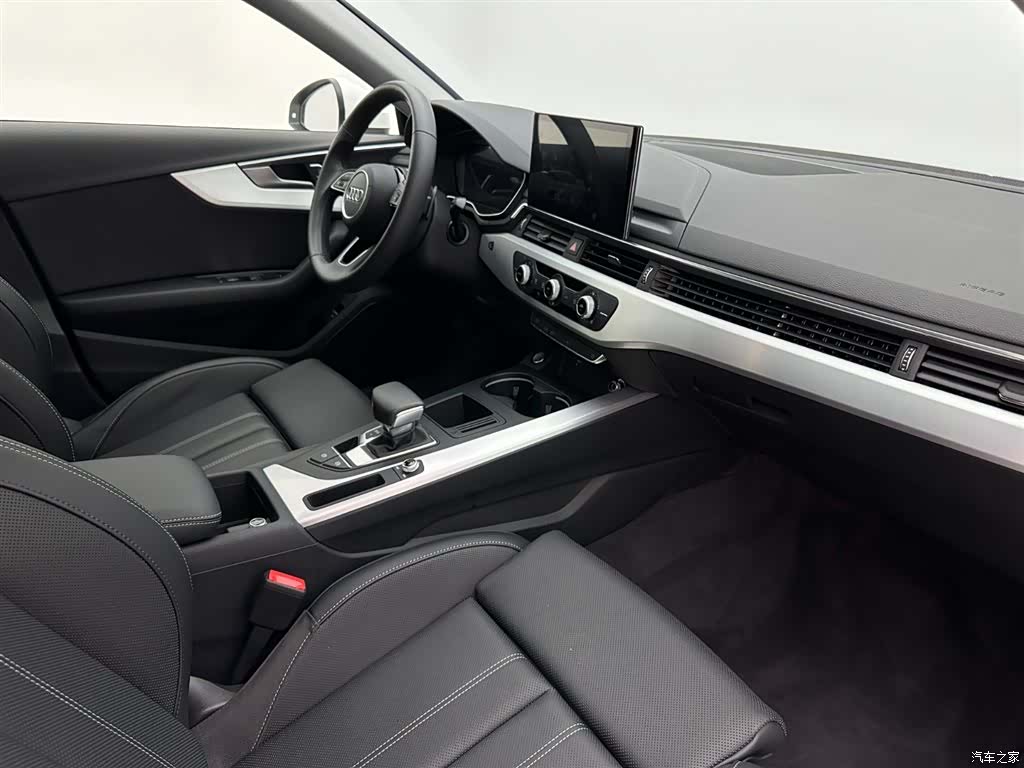 Audi A4L, 2024 17
