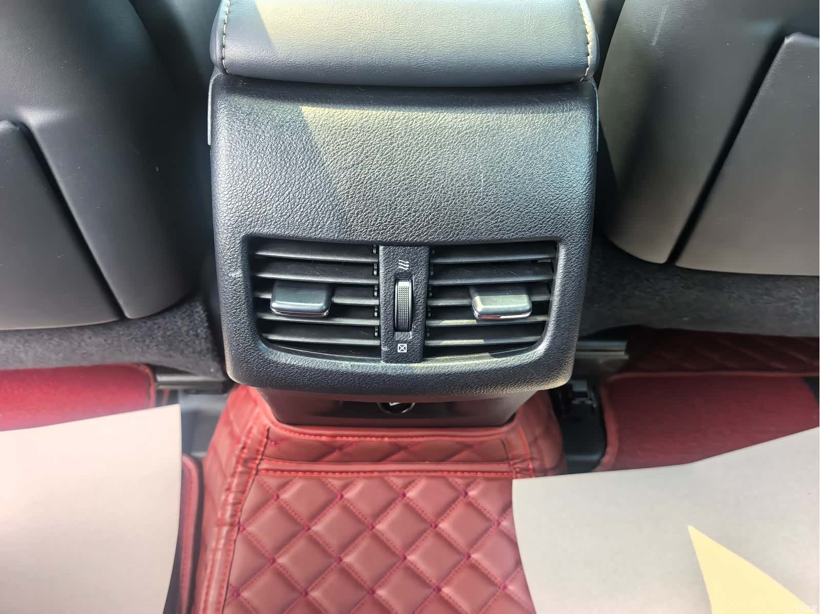 Lexus ES, 2018 18