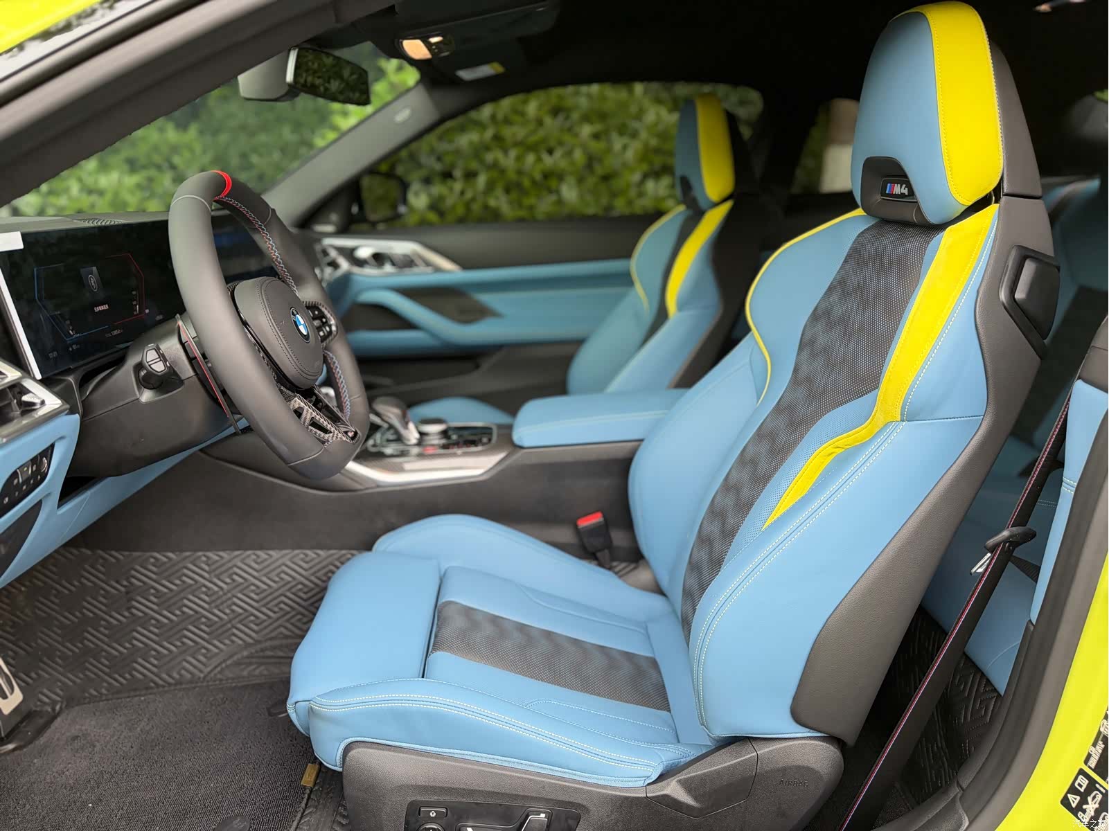 BMW M4, 2025 все фото